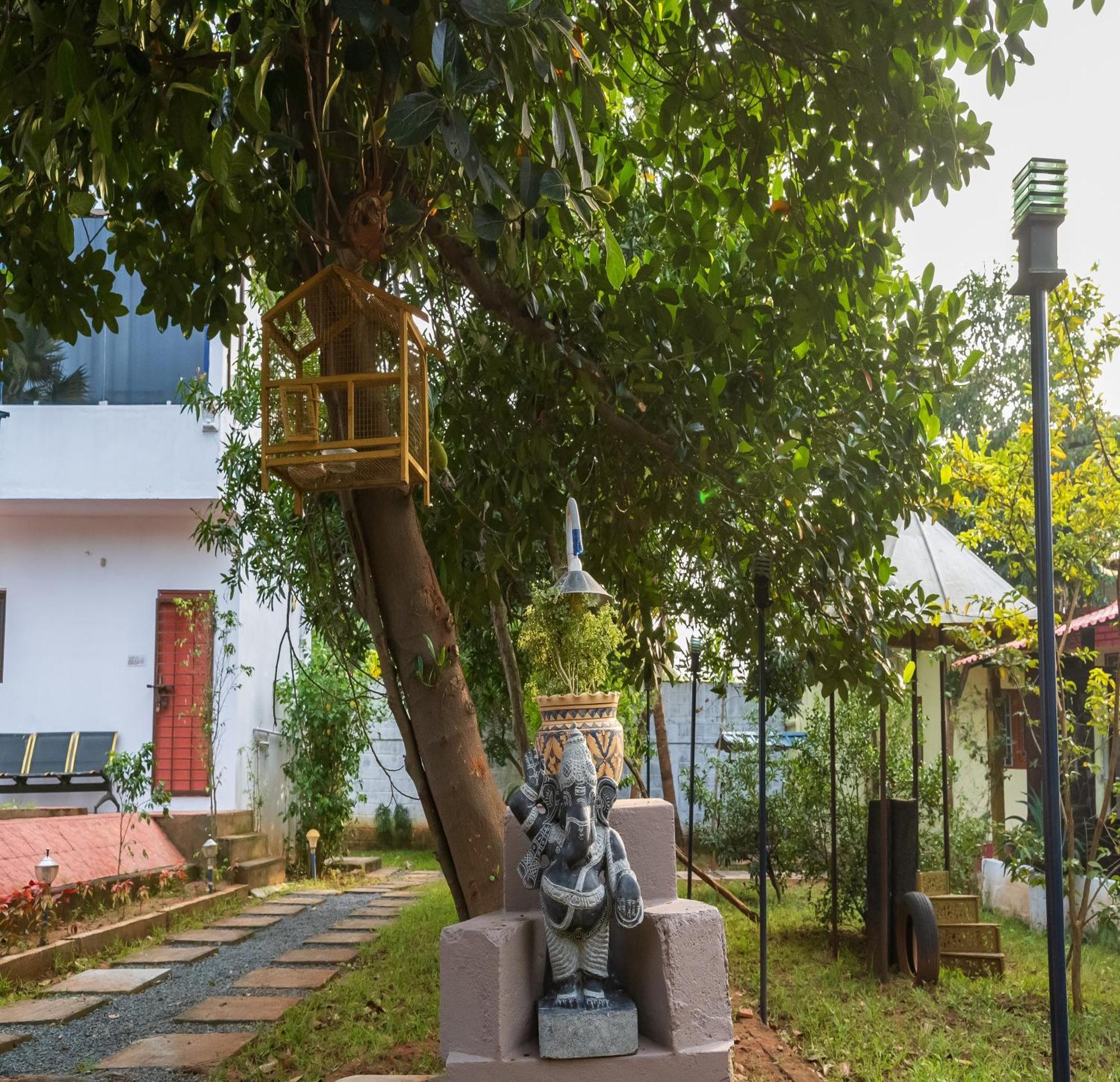 Ntr Garden Hotel Auroville Luaran gambar